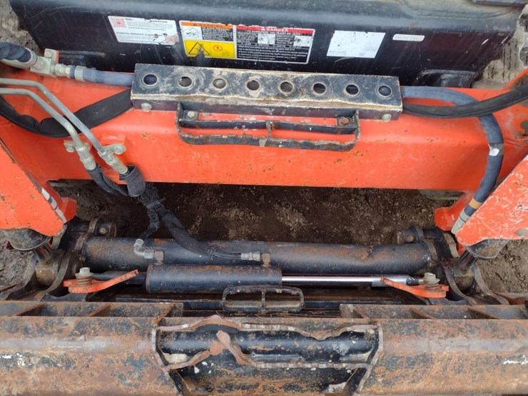 kubota-svl65-2-image-14