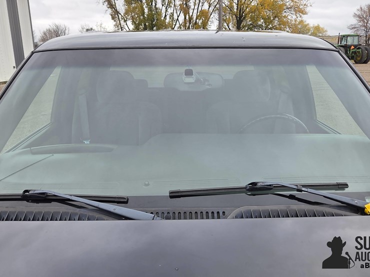 2003-chevrolet-1500hd-ls-4x4-pickup-truck-image-15