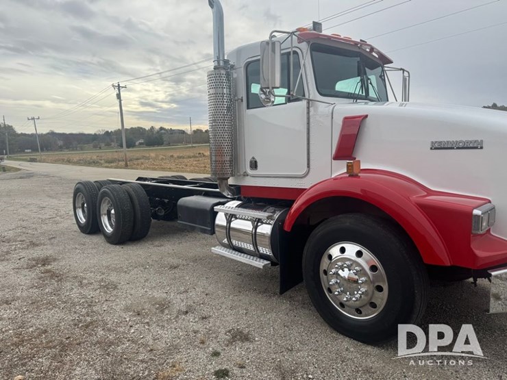 kenworth-t800-image-4