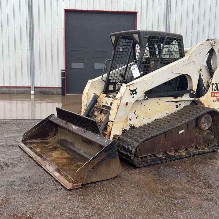 BOBCAT T300