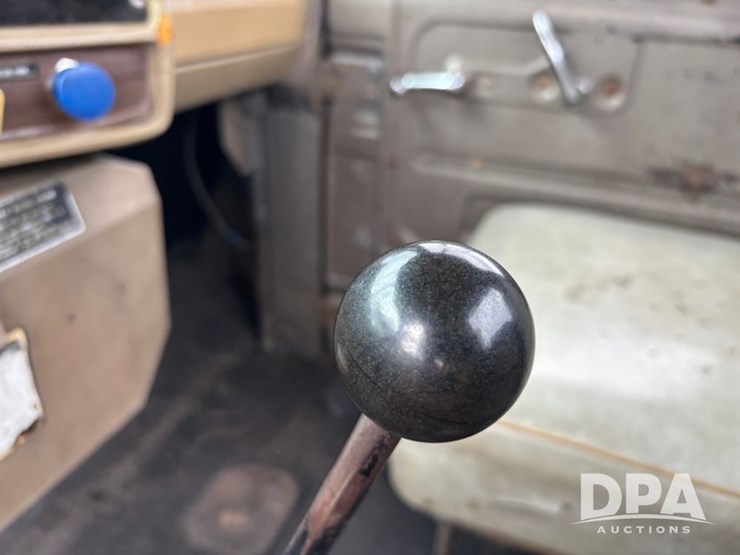 mack-r686st-image-39