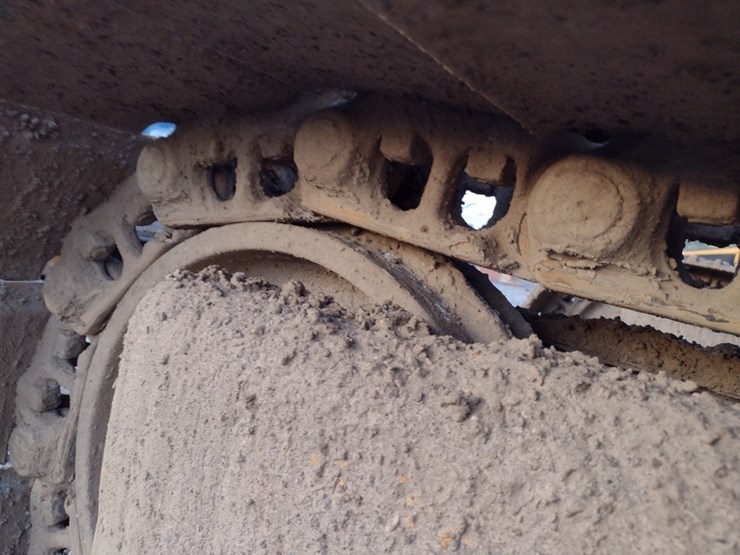 volvo-ec160b-lc-image-39