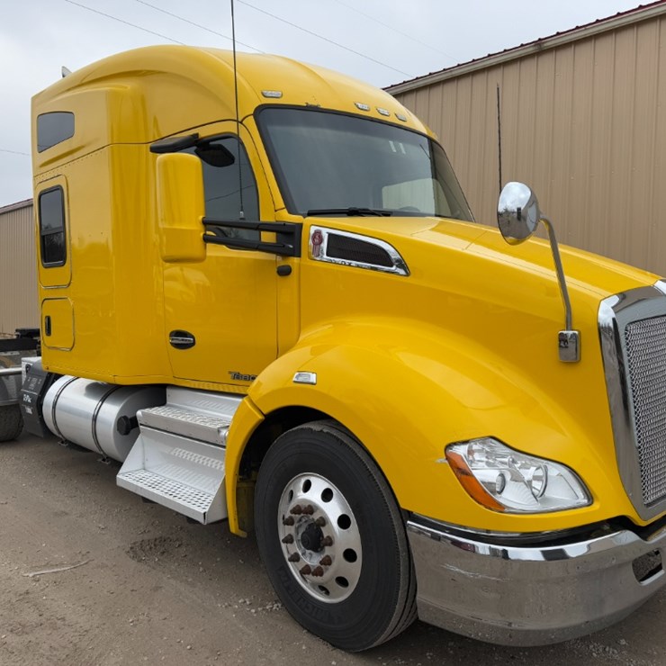 2019 KENWORTH T680