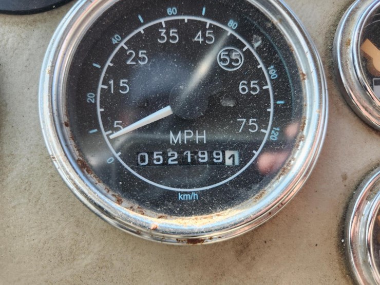 ford-ln8000-image-58