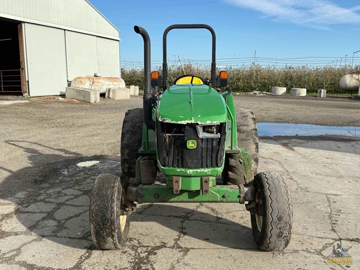 john-deere-5045e-image-8