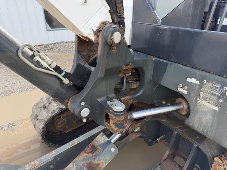 2022-bobcat-e42-image-13