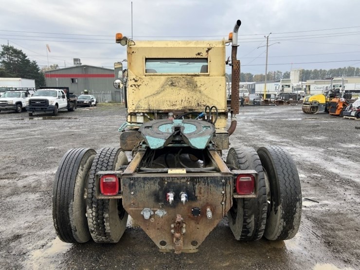 1986-international-1954-s/a-truck-tractor-image-5