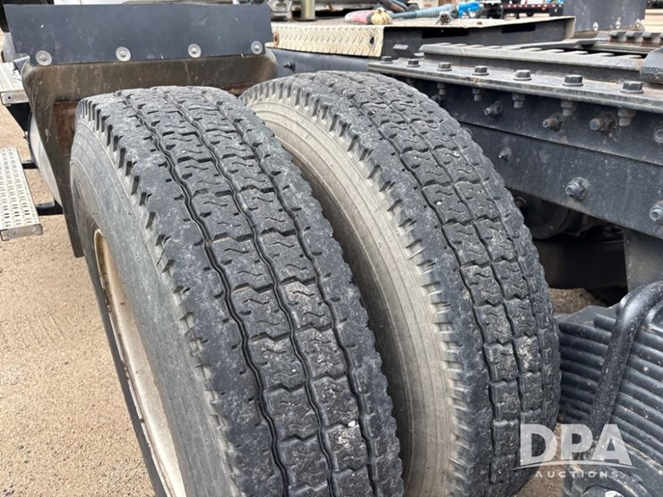 mack-r686st-image-56