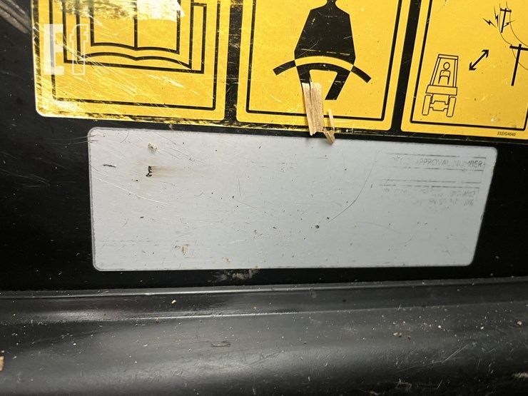 jcb-541-70-agri-plus-image-28