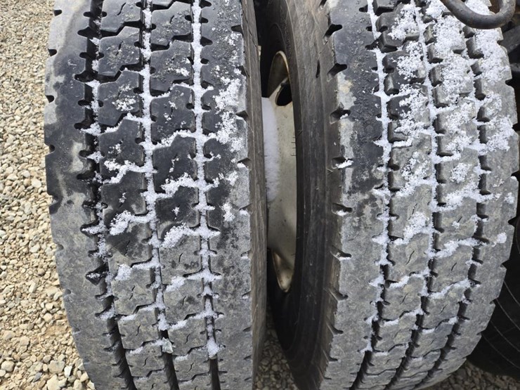 2013-kenworth-t660-image-71