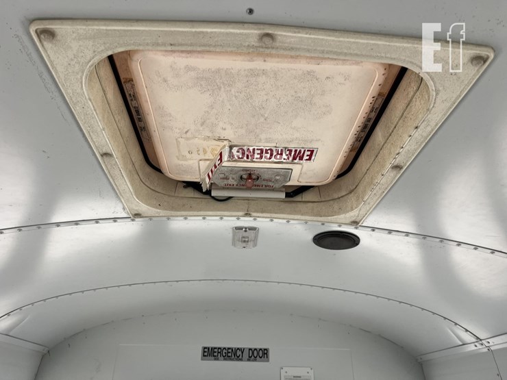 2001-gmc-b7-image-21