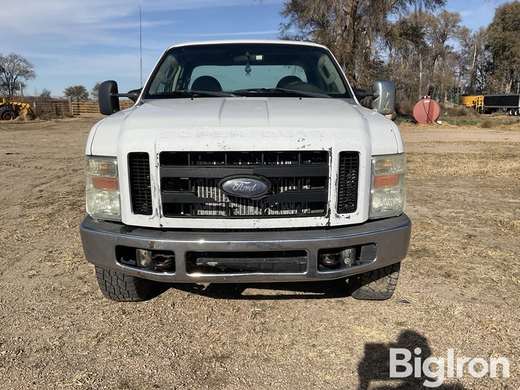 ford-f350-xl-image-2