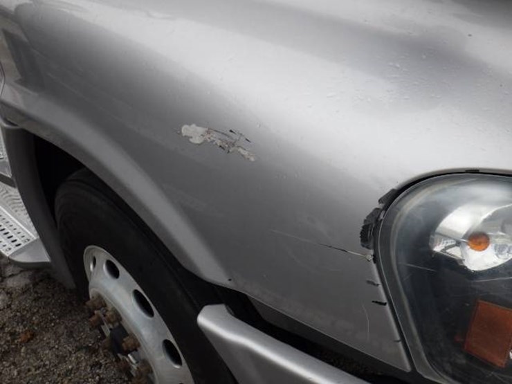 2019-freightliner-cascadia-125-image-8