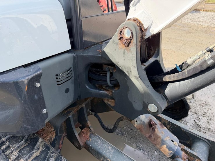 2022-bobcat-e42-image-24