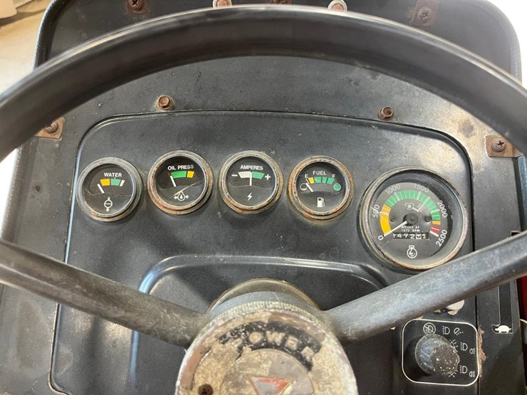 massey-ferguson-265-image-21