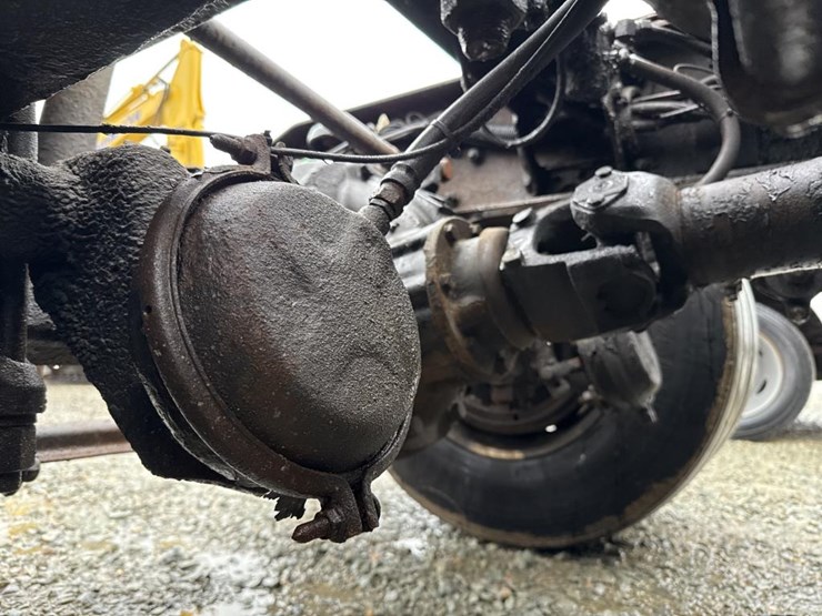 1999-peterbilt-379-image-49