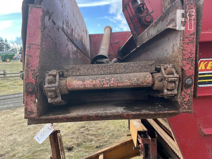 blair-feed-r-wagon-image-9