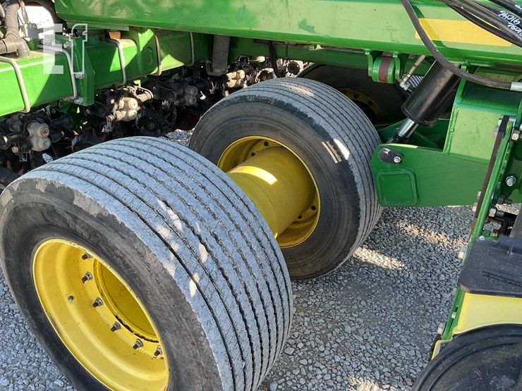 john-deere-db60-image-30