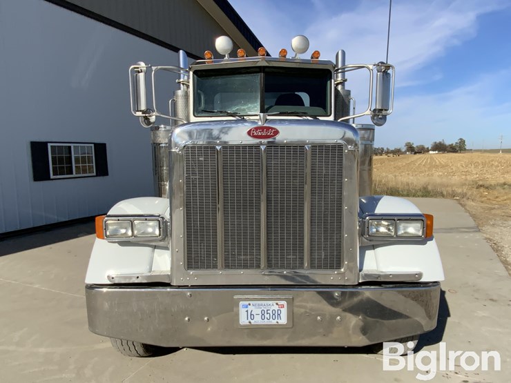 2006-peterbilt-379-image-2