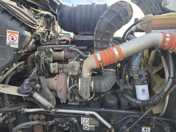 2013-kenworth-t660-image-36