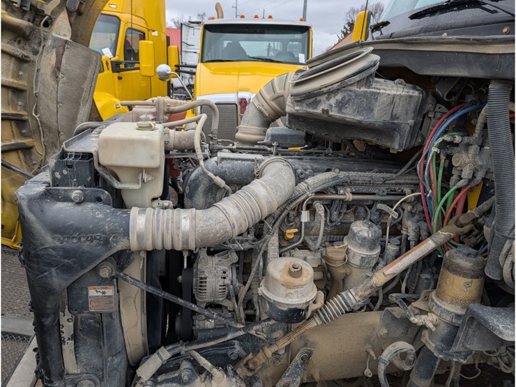 kenworth-t880-image-16