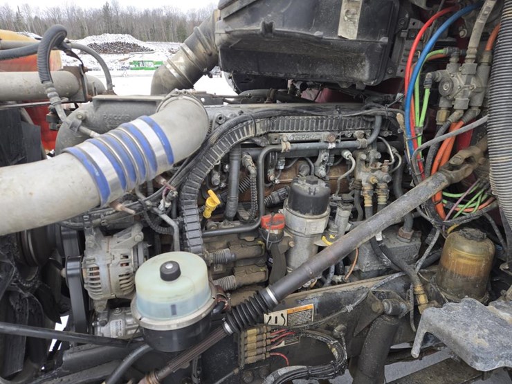 2017-peterbilt-579-image-58