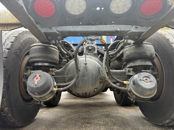 2003-kenworth-t800-image-58