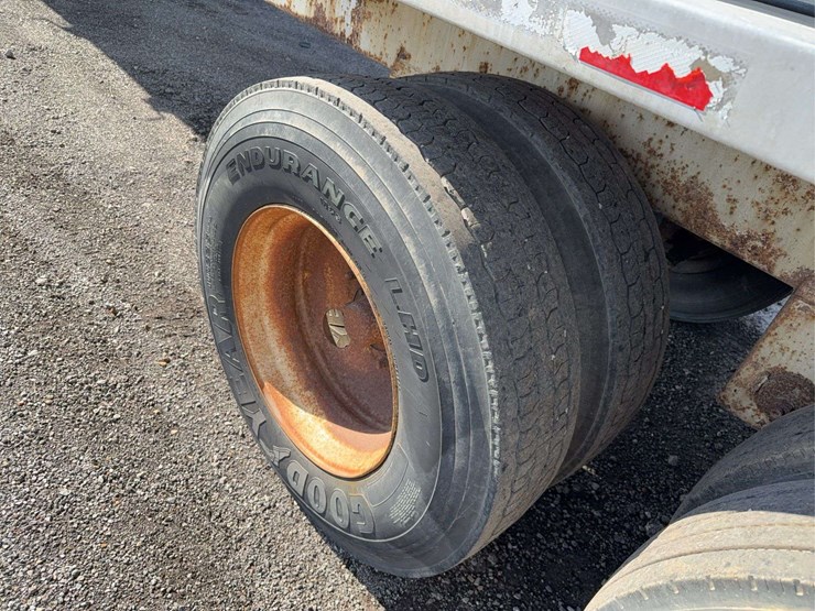 2006-pinson-feed-trailer-image-5