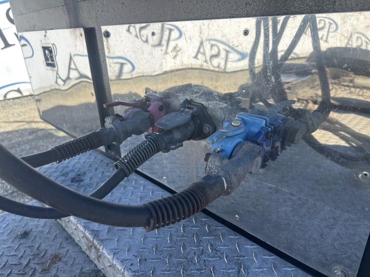 2009-kenworth-t800-image-21