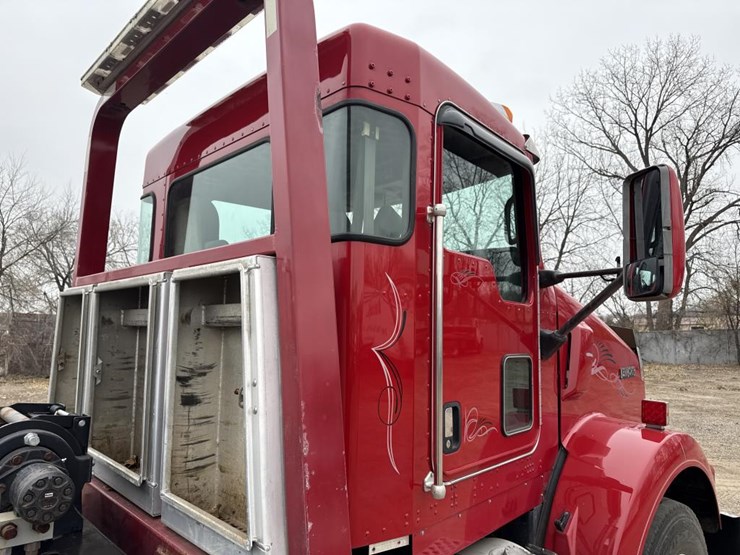 kenworth-t800-image-33