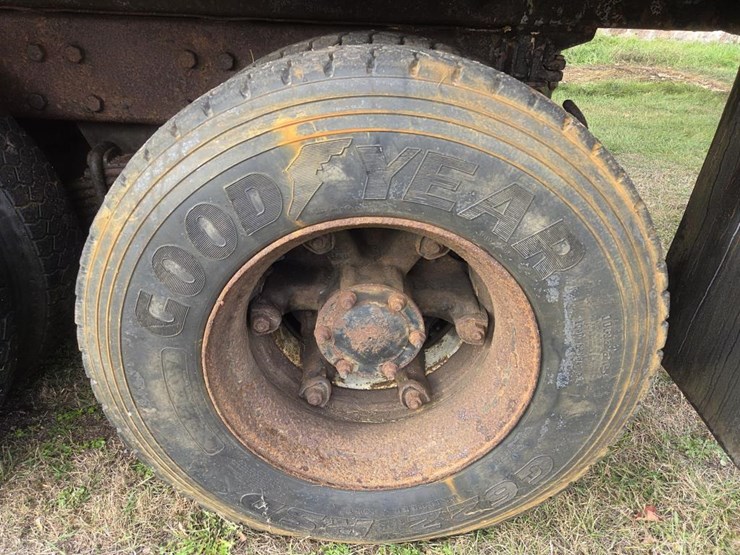 mack-rd690s-image-85