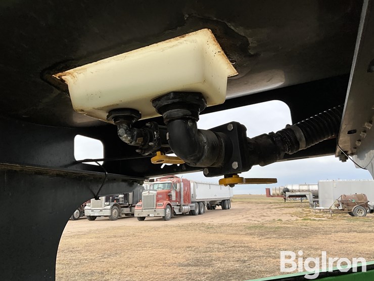 2021-john-deere-1775nt-image-19