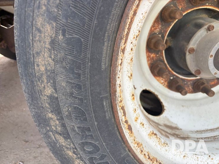 neville-tender-trailer-image-34