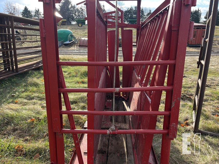 homemade-livestock-chute-image-8