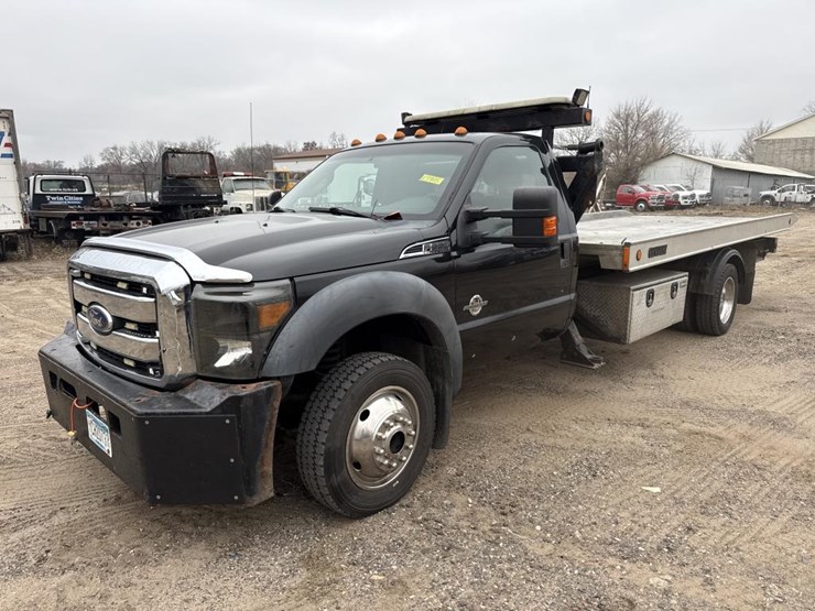 ford-f550-xlt-image-1