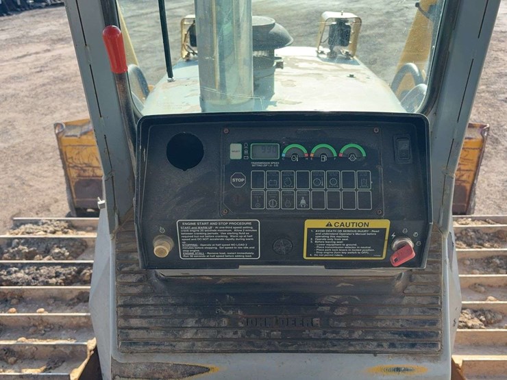 john-deere-850-image-46