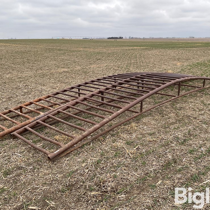25’ Pivot Bridges