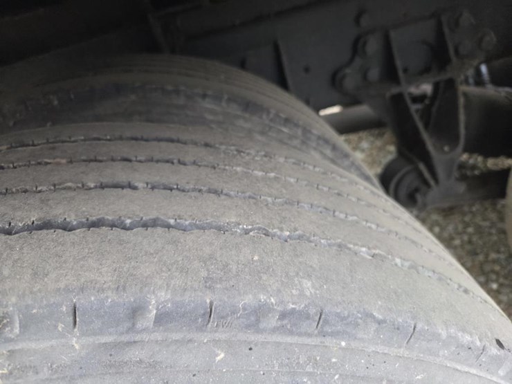 2011-international-durastar-4400-image-91