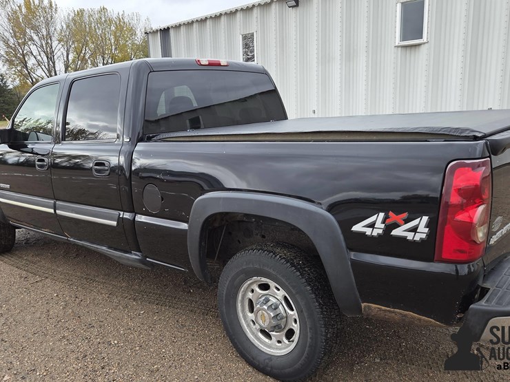 2003-chevrolet-1500hd-ls-4x4-pickup-truck-image-7