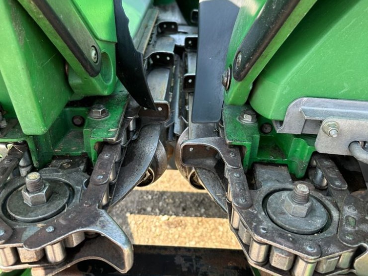 2011-john-deere-612c-image-10