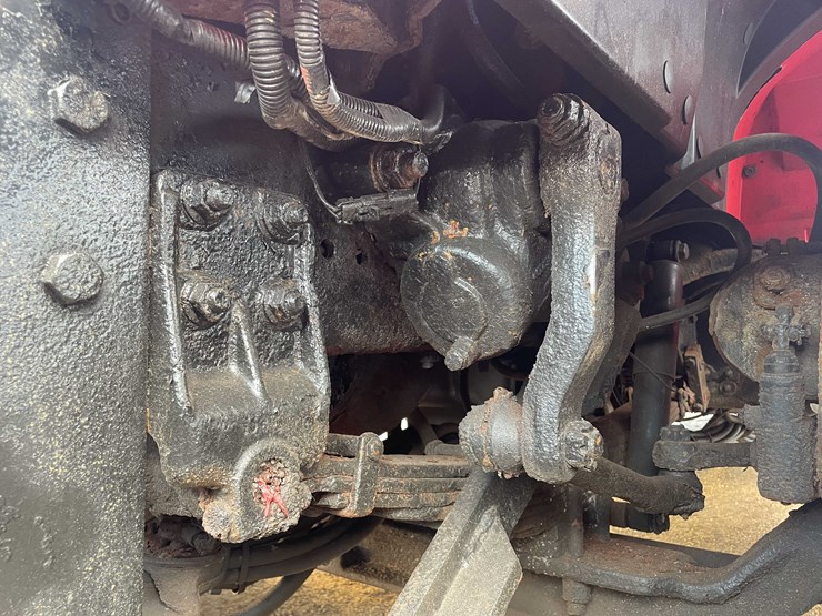 international-4900-image-73