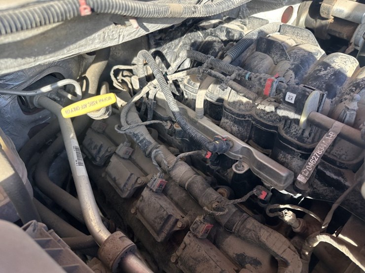 2015-dodge-ram-5500-image-39