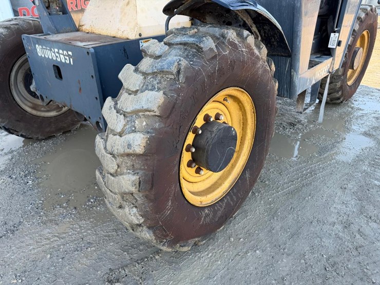 2015-gehl-rs8-42-image-14