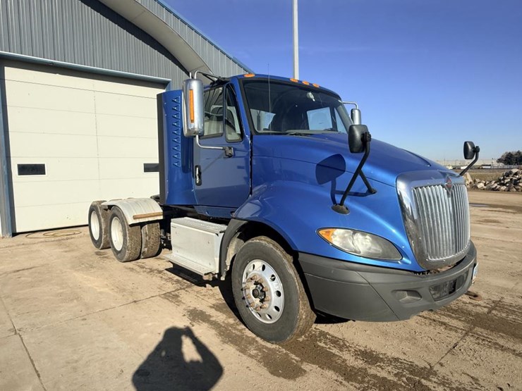 2017-international-prostar-image-15