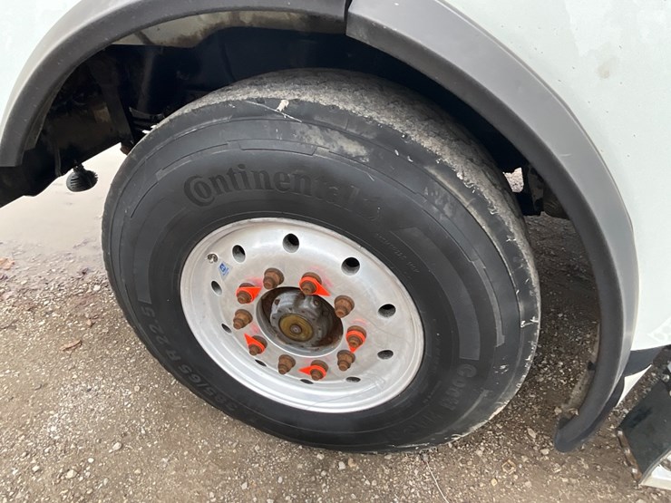 2015-western-star-4900sa-image-18