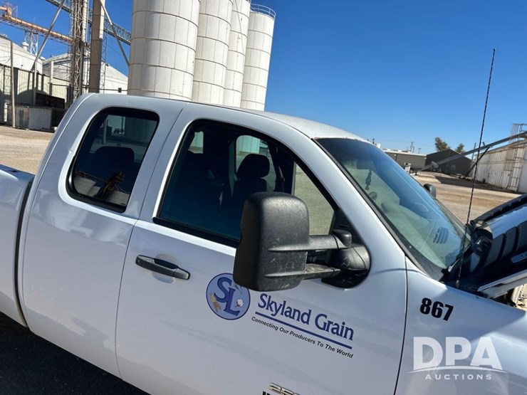 chevrolet-2500hd-image-13