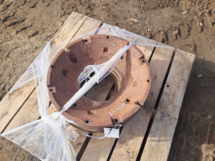 (4)-john-deere-wheel-weights-image-1