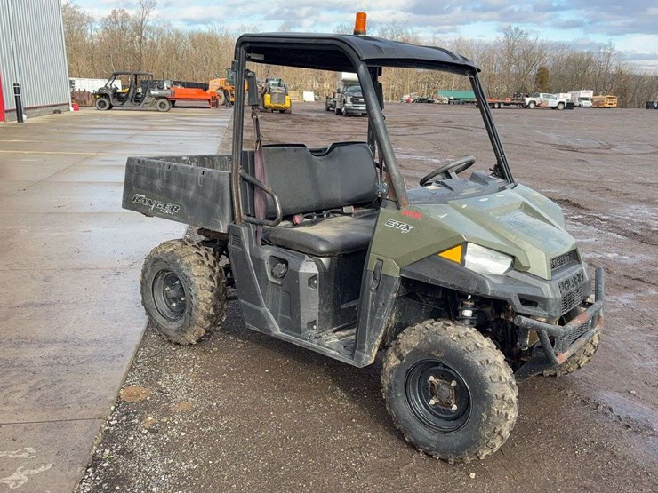 2015-polaris-ranger-image-2