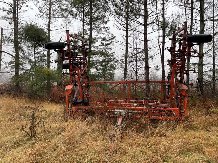 #1170-•-36'-case-1300-field-cultivator-(antigo,-wi)-image-2
