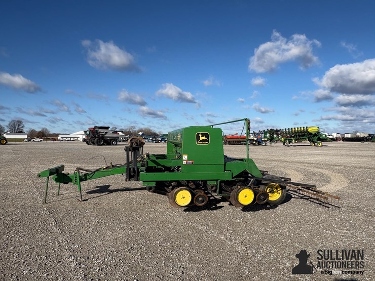 john-deere-750-image-9